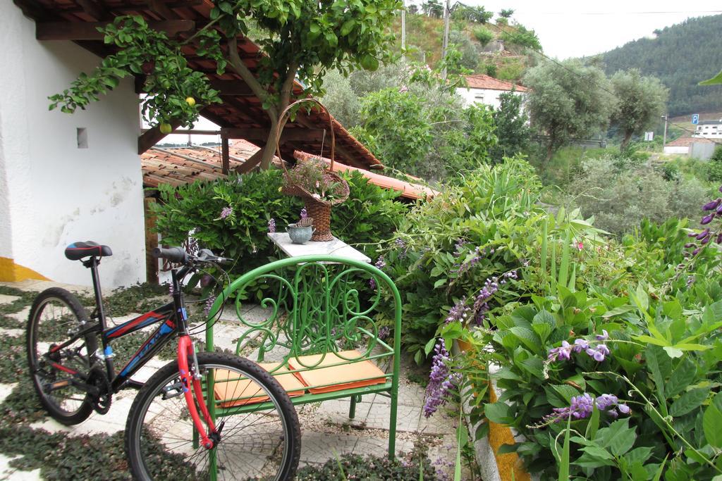 Hostal Terracos Da Beira Segade Habitación foto